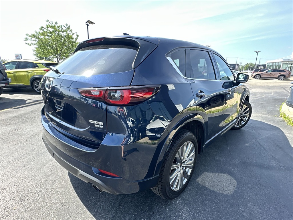 2022 Mazda CX-5 2.5 Turbo Signature photo 2