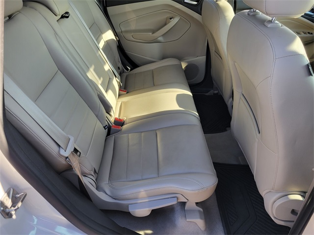 2014 Ford C-Max Hybrid SEL photo 13