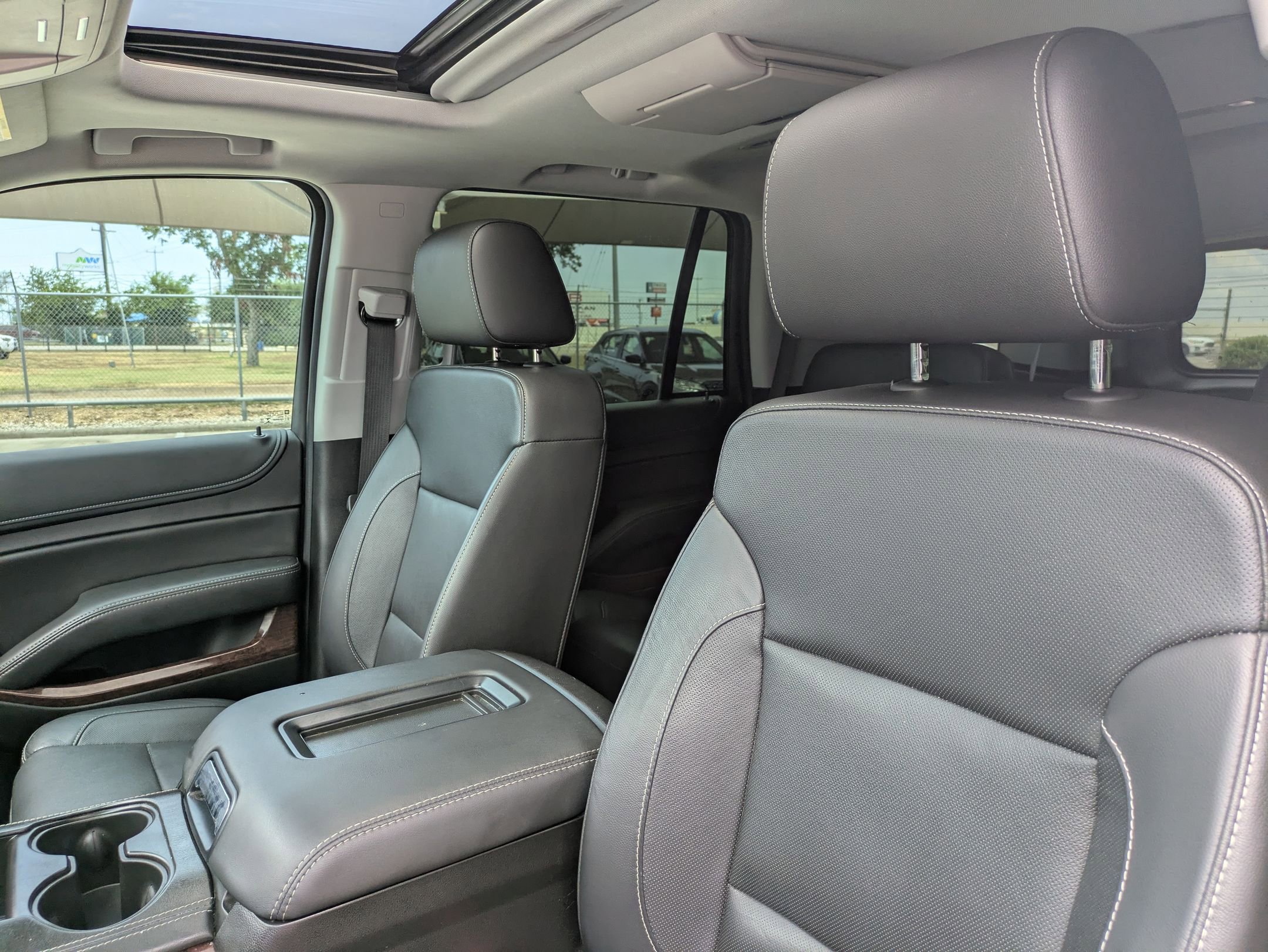 2019 Gmc Yukon SLT photo 12