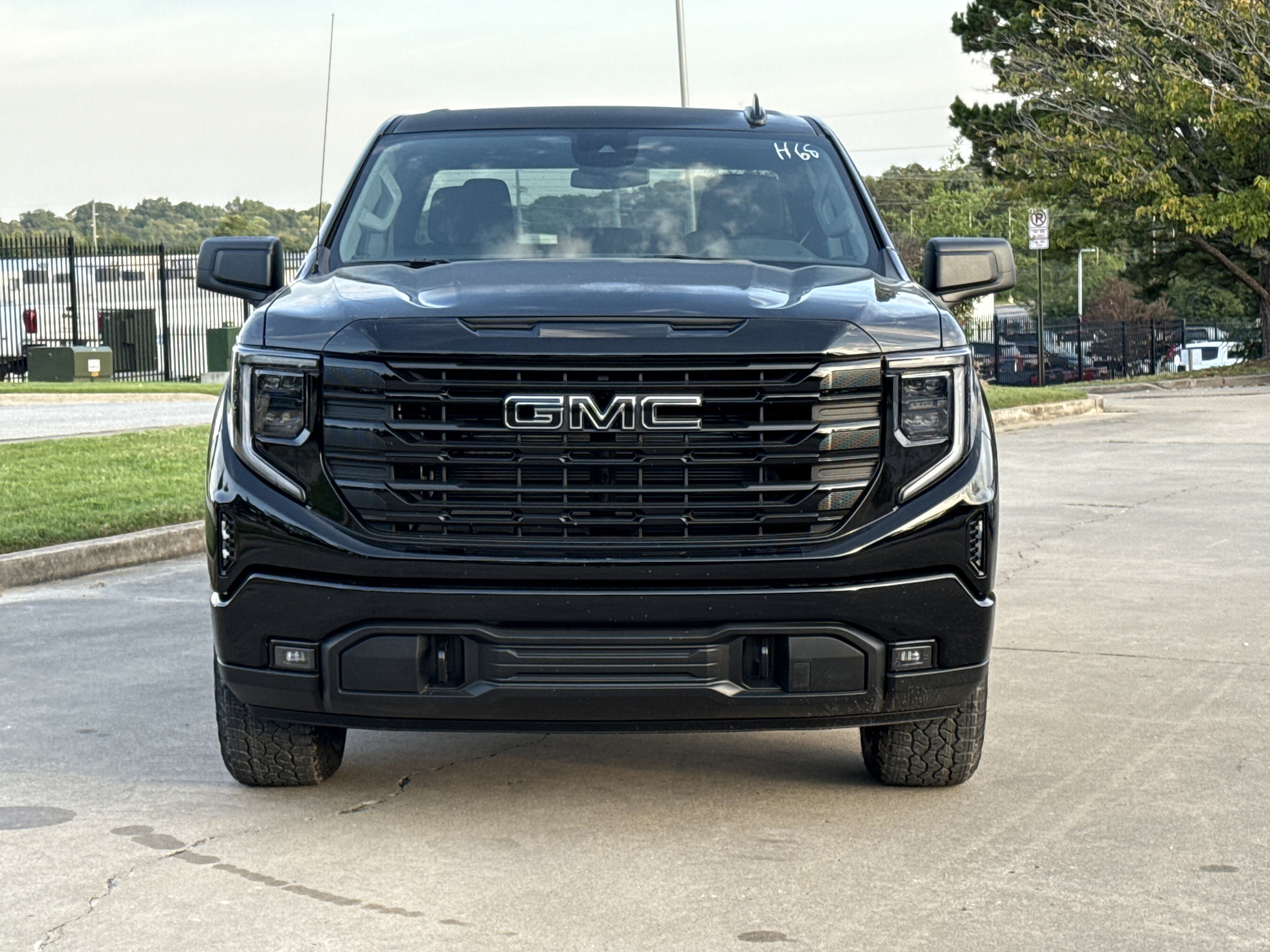 2026 Gmc Sierra 1500 Elevation photo 4