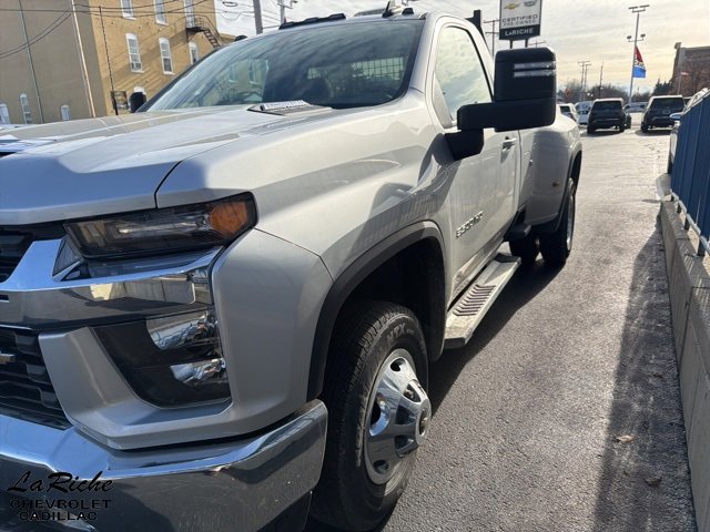2022 Chevrolet Silverado 3500HD LT's photo