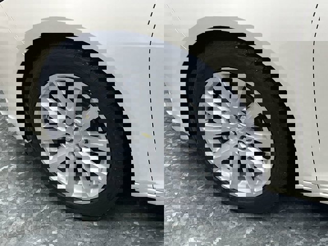 2013 Chevrolet Malibu 2LT photo 4