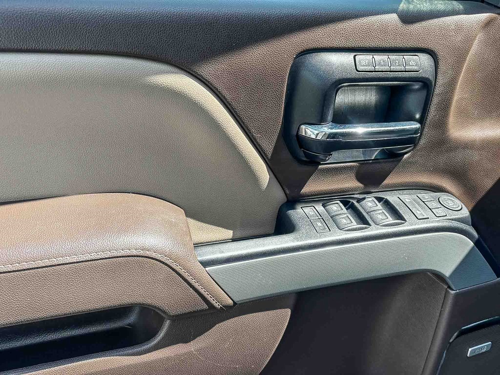2014 Chevrolet Silverado 1500 LTZ photo 16