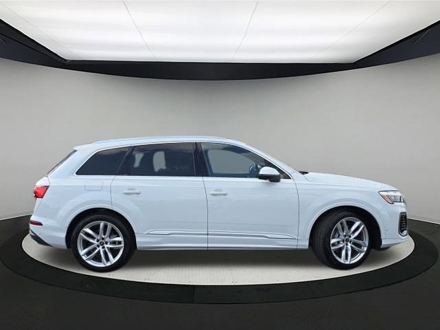 2025 Audi Q7 Premium Plus photo 7