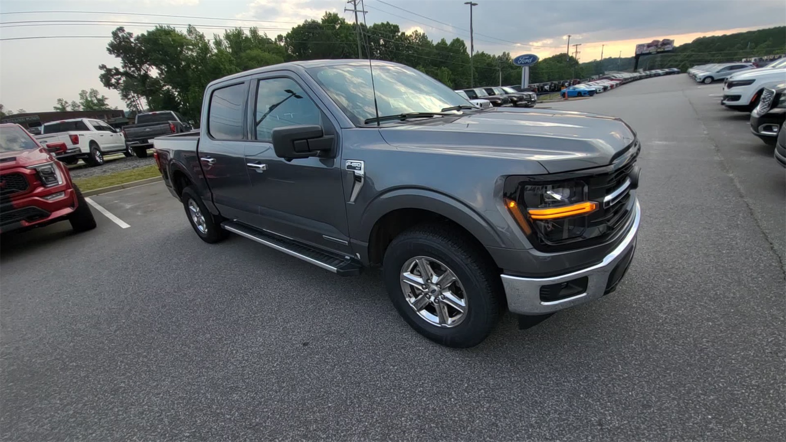 2024 Ford F-150 XLT photo 3