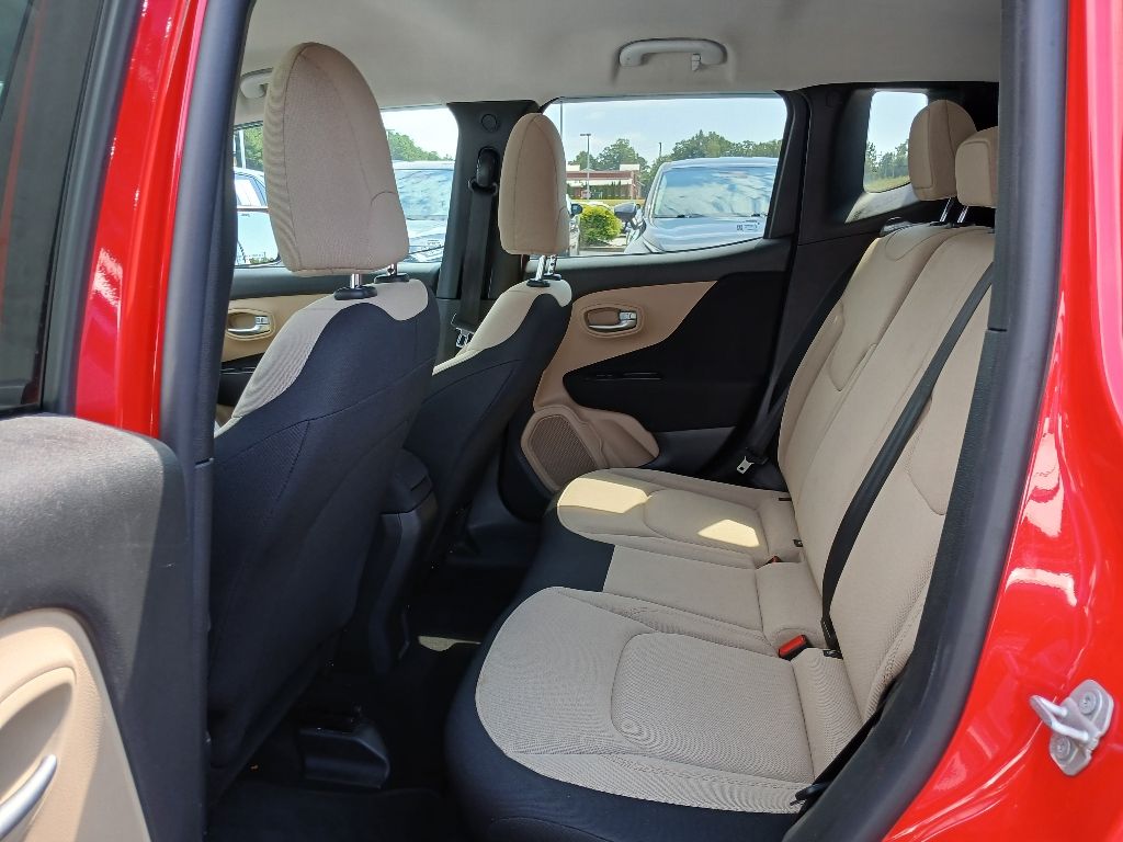 2019 Jeep Renegade Sport photo 9
