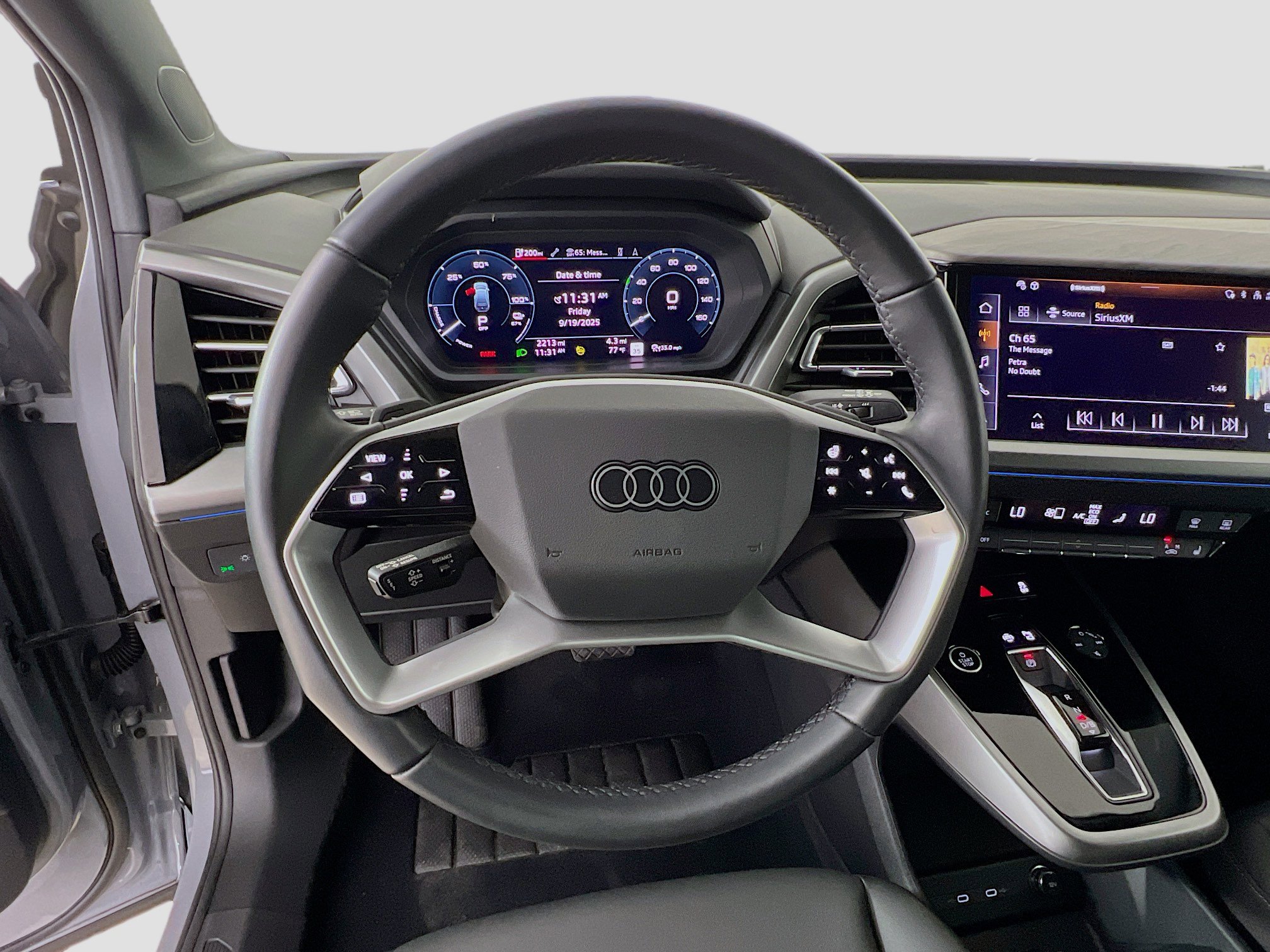 2024 Audi Q4 E-tron Premium Plus photo 10