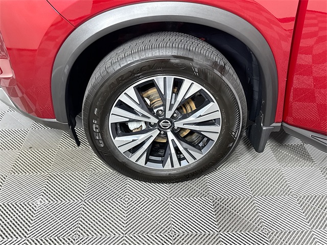 2021 Nissan Rogue SV photo 3