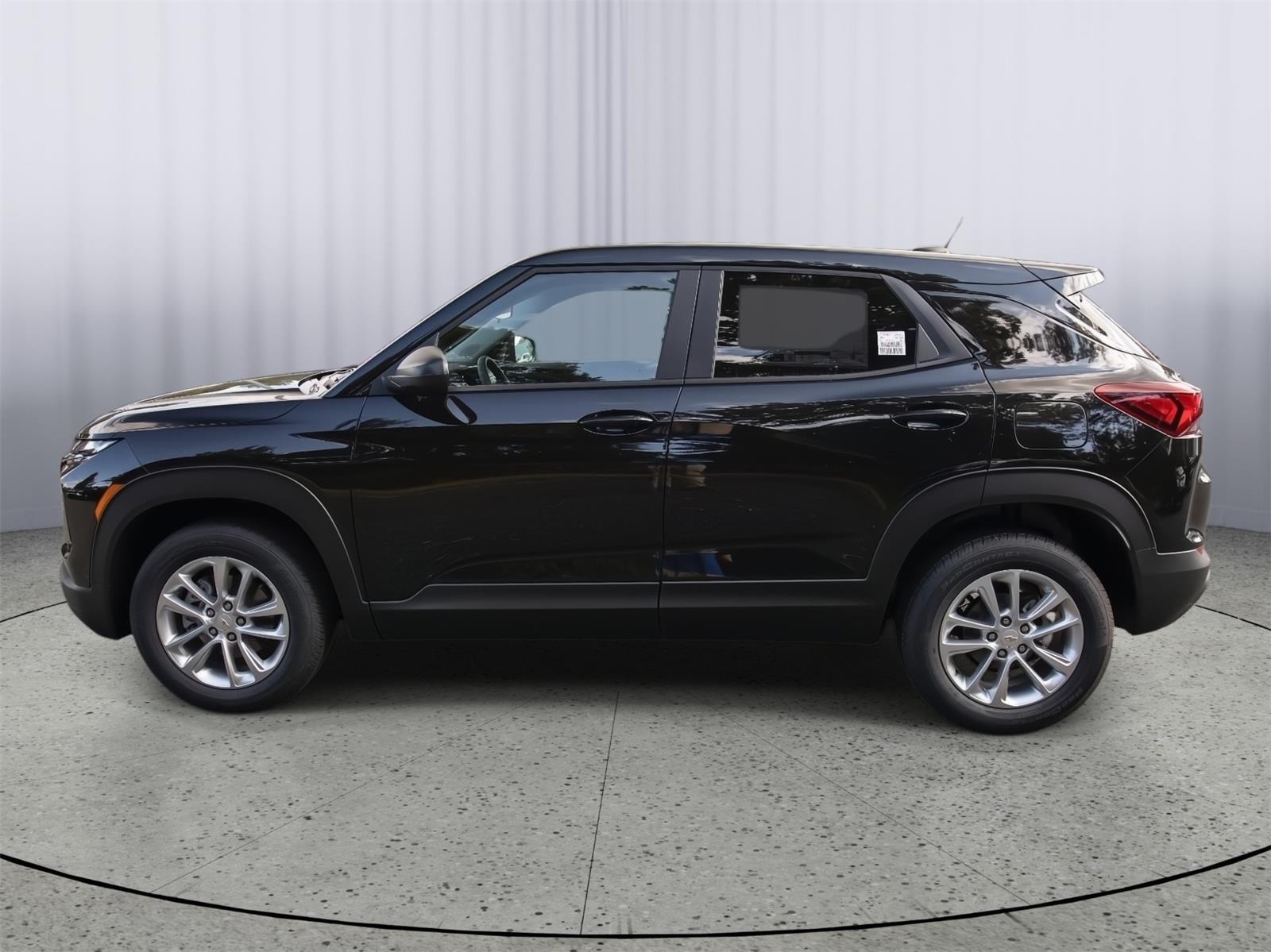 2026 Chevrolet Trailblazer LS photo 4