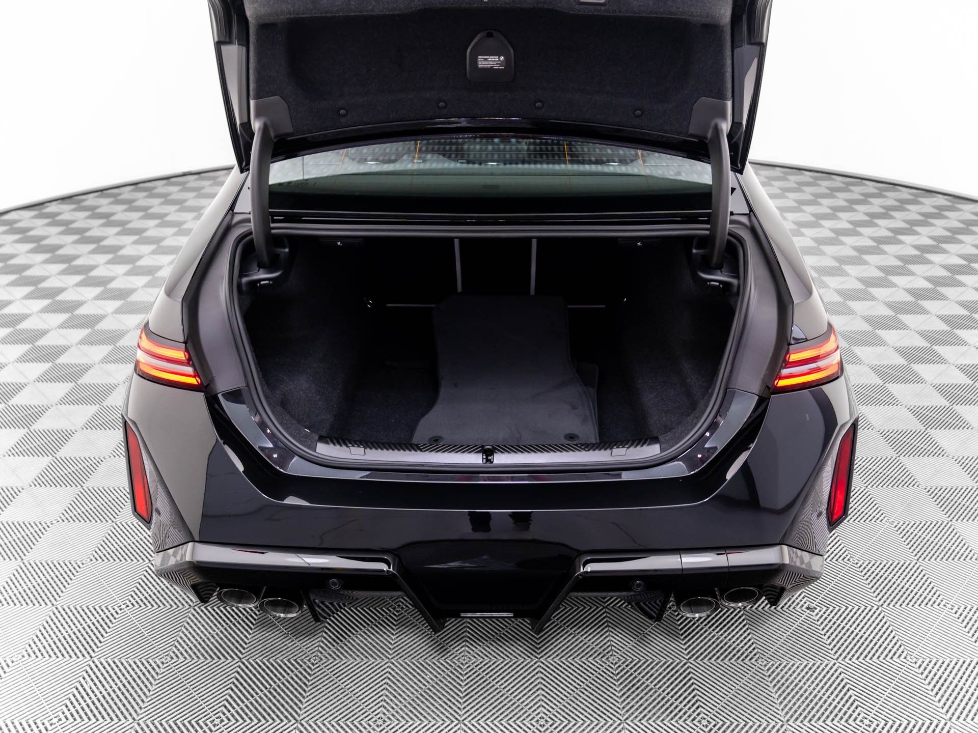 New 2026 Black Sapphire Metallic BMW Base image 31