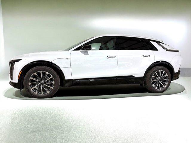 2026 Cadillac Lyriq Sport photo 2