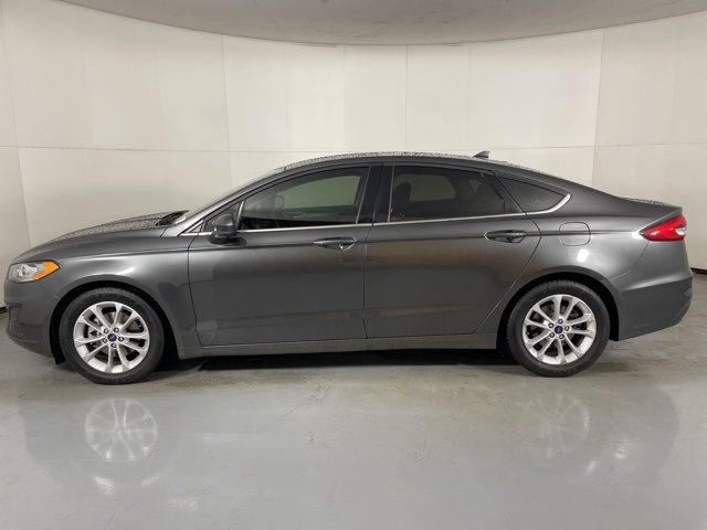 2020 Ford Fusion SE photo 5