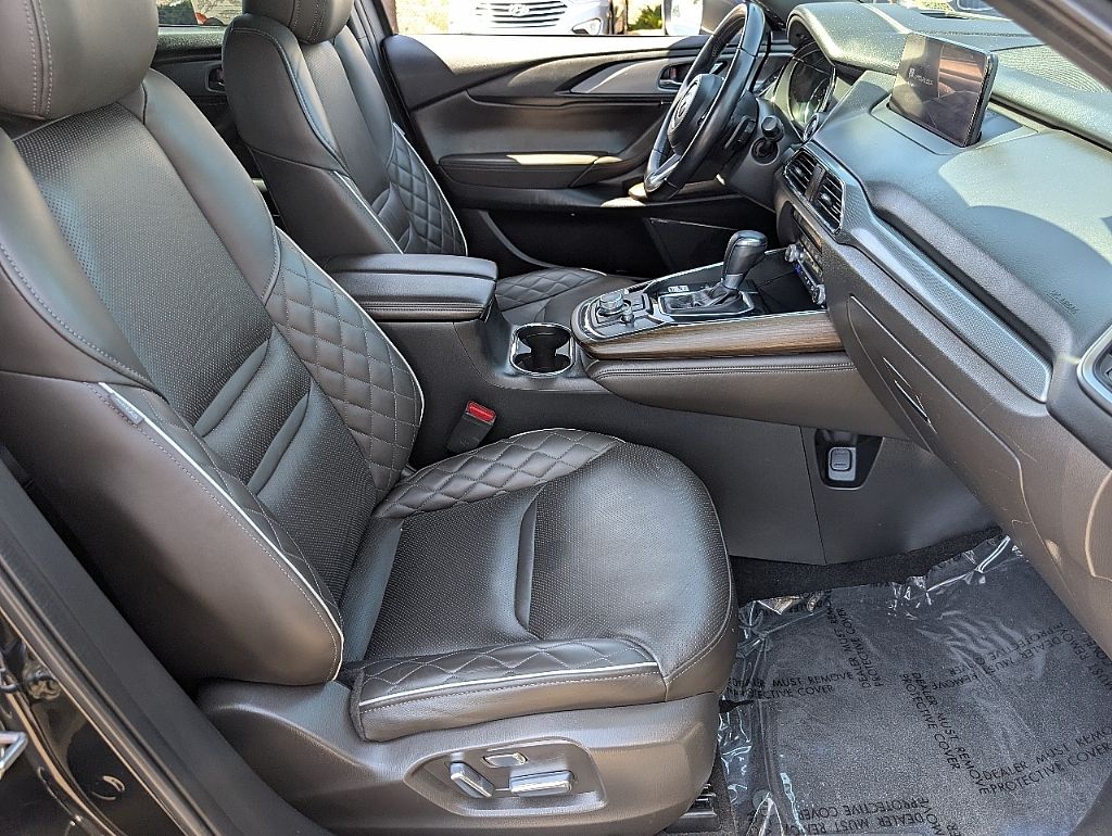 2023 Mazda CX-9 Signature photo 12