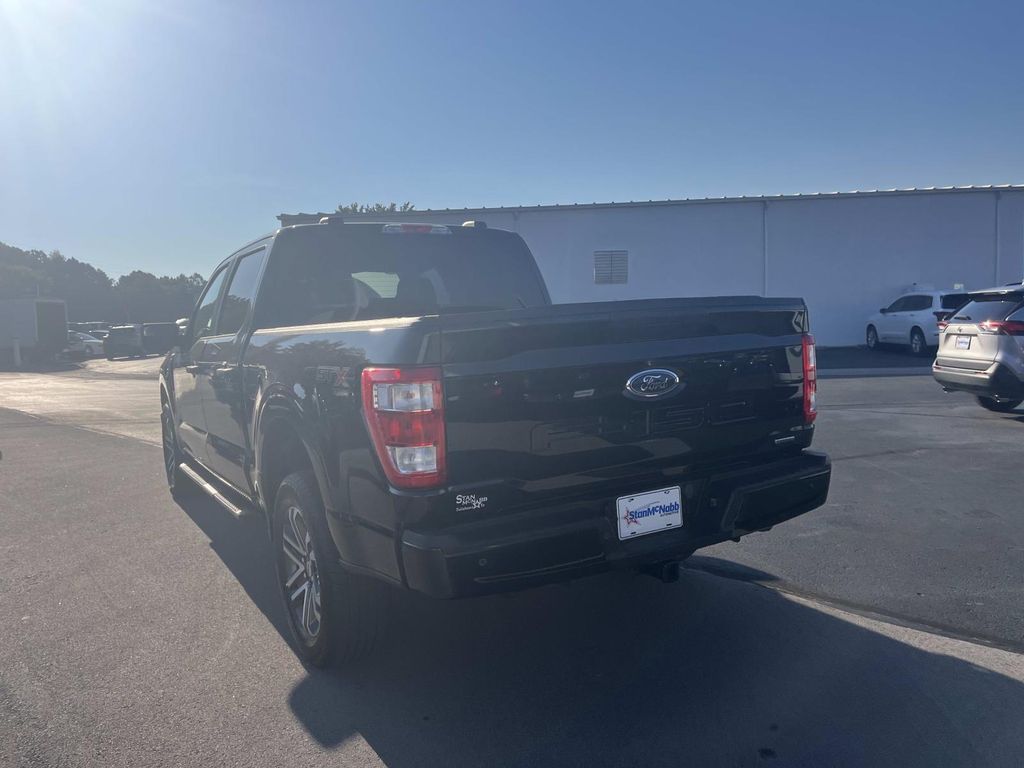 2023 Ford F-150 XL photo 2