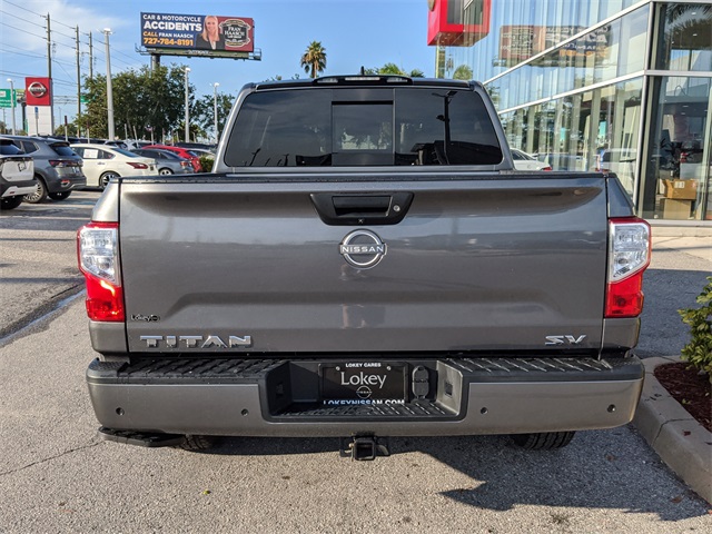 2024 Nissan Titan SV photo 5
