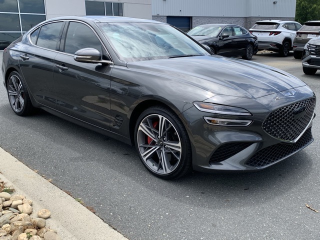 2025 Genesis G70 2.5T photo 7