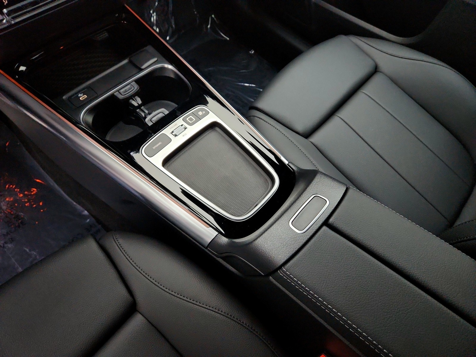 2025 Mercedes Benz GLA 250 photo 26