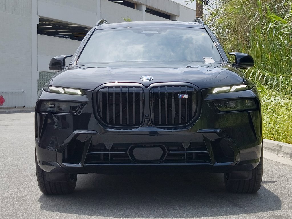 2026 Bmw X7 M60i photo 3