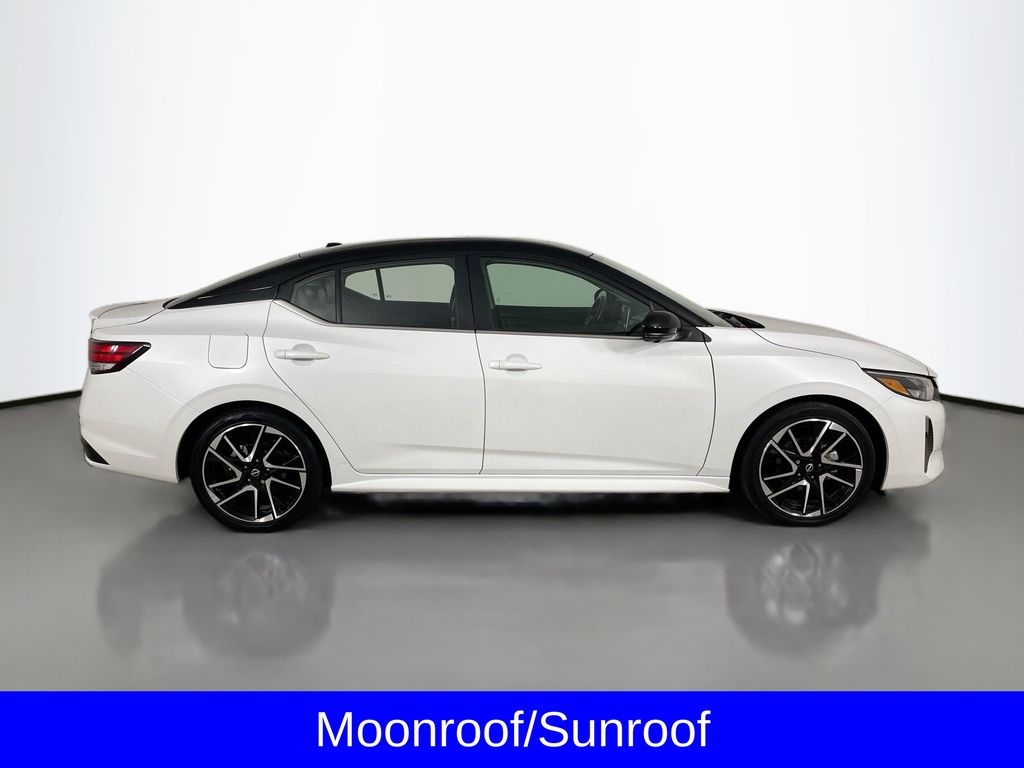 2024 Nissan Sentra SR photo 8
