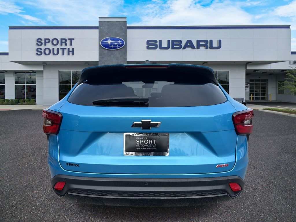2025 Chevrolet Trax photo 4