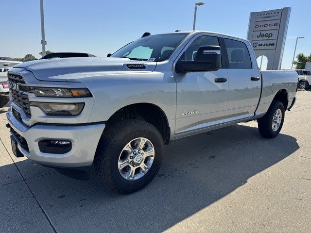 2026 Ram 2500 Big Horn photo 3