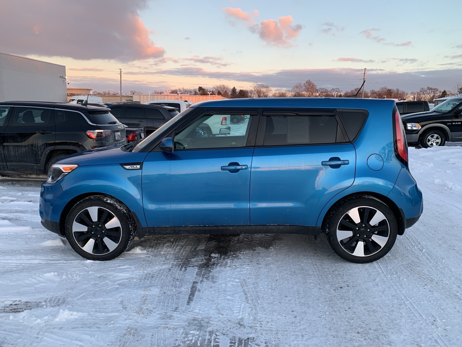 2019 Kia Soul Plus photo 2