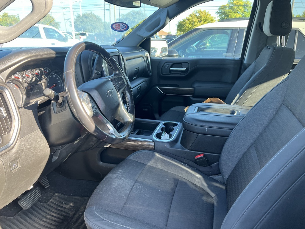2019 Chevrolet Silverado 1500 RST photo 4