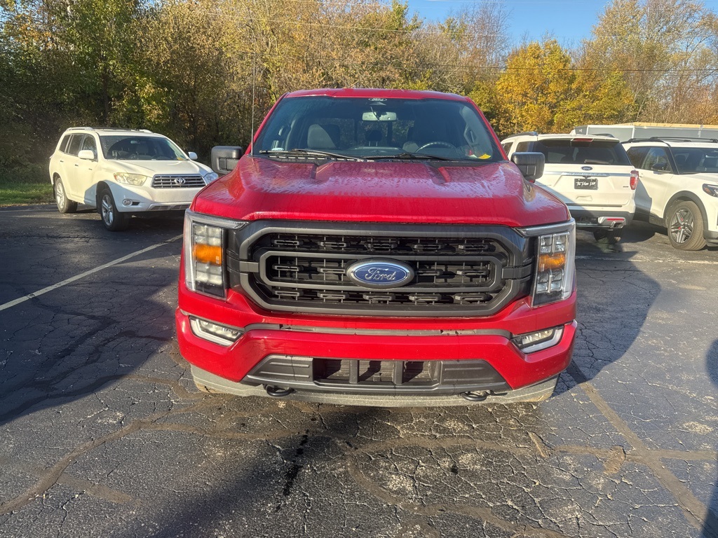 2022 Ford F-150 XLT photo 2