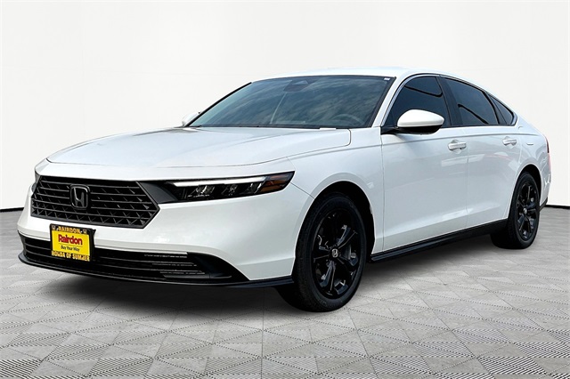 2025 Honda Accord LX photo 2