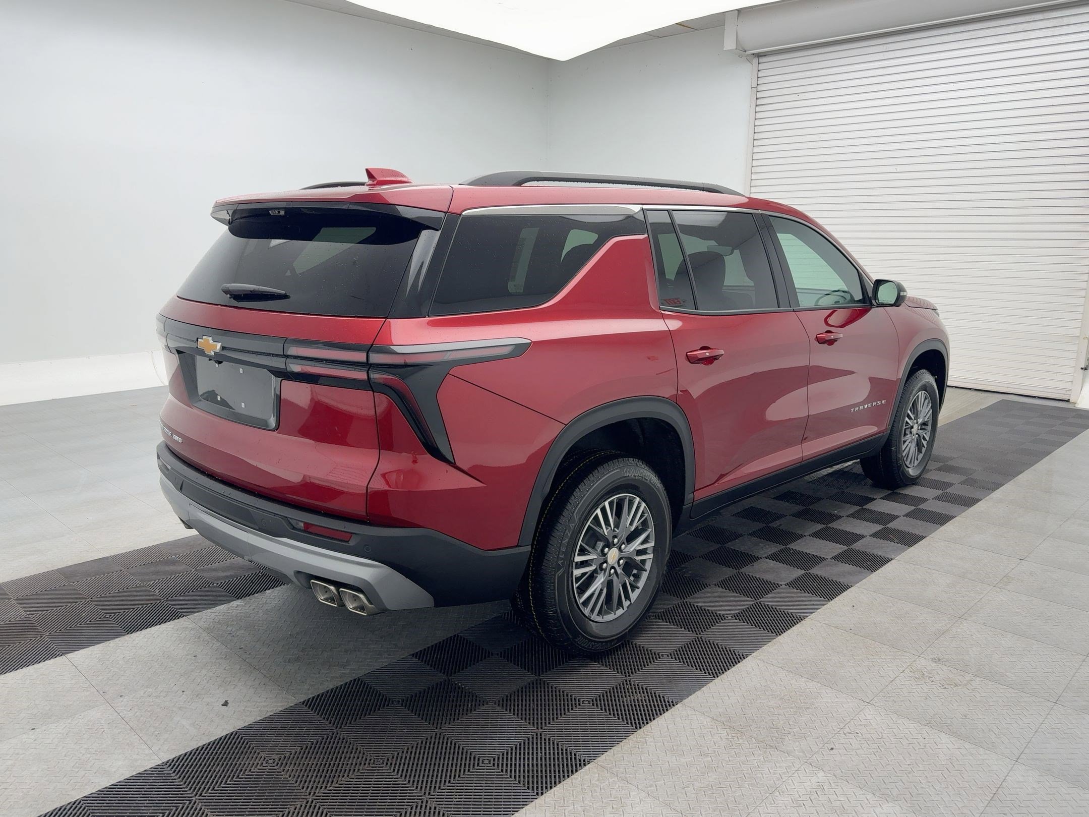 2026 Chevrolet Traverse photo 8