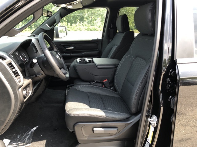 2026 Ram 1500 Tradesman photo 8