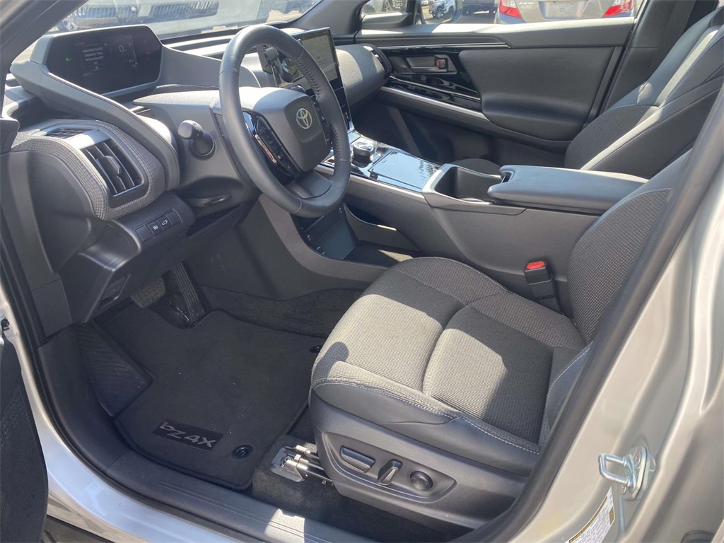 2024 Toyota bZ4X XLE photo 12
