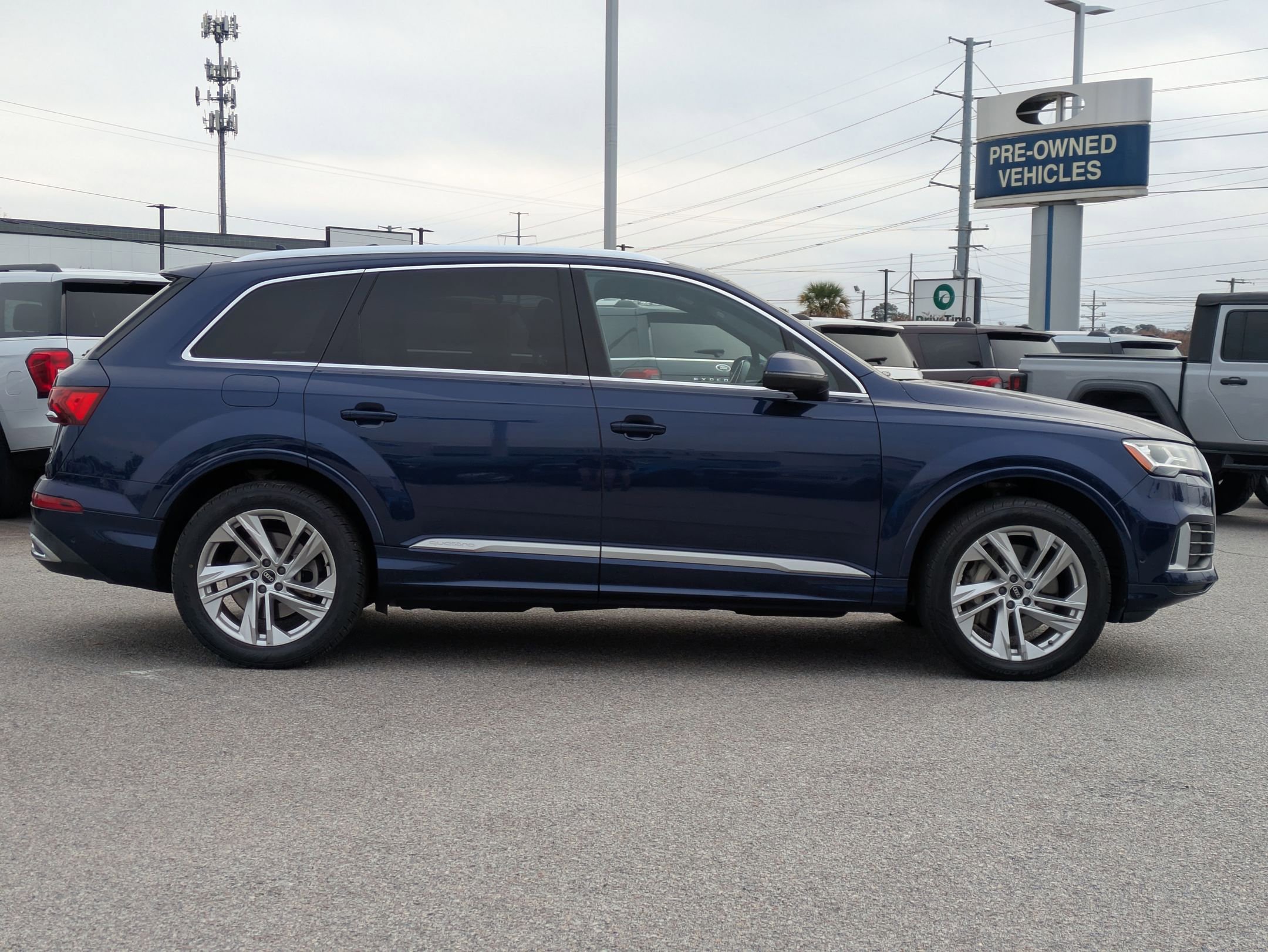 2021 Audi Q7 Premium Plus photo 4