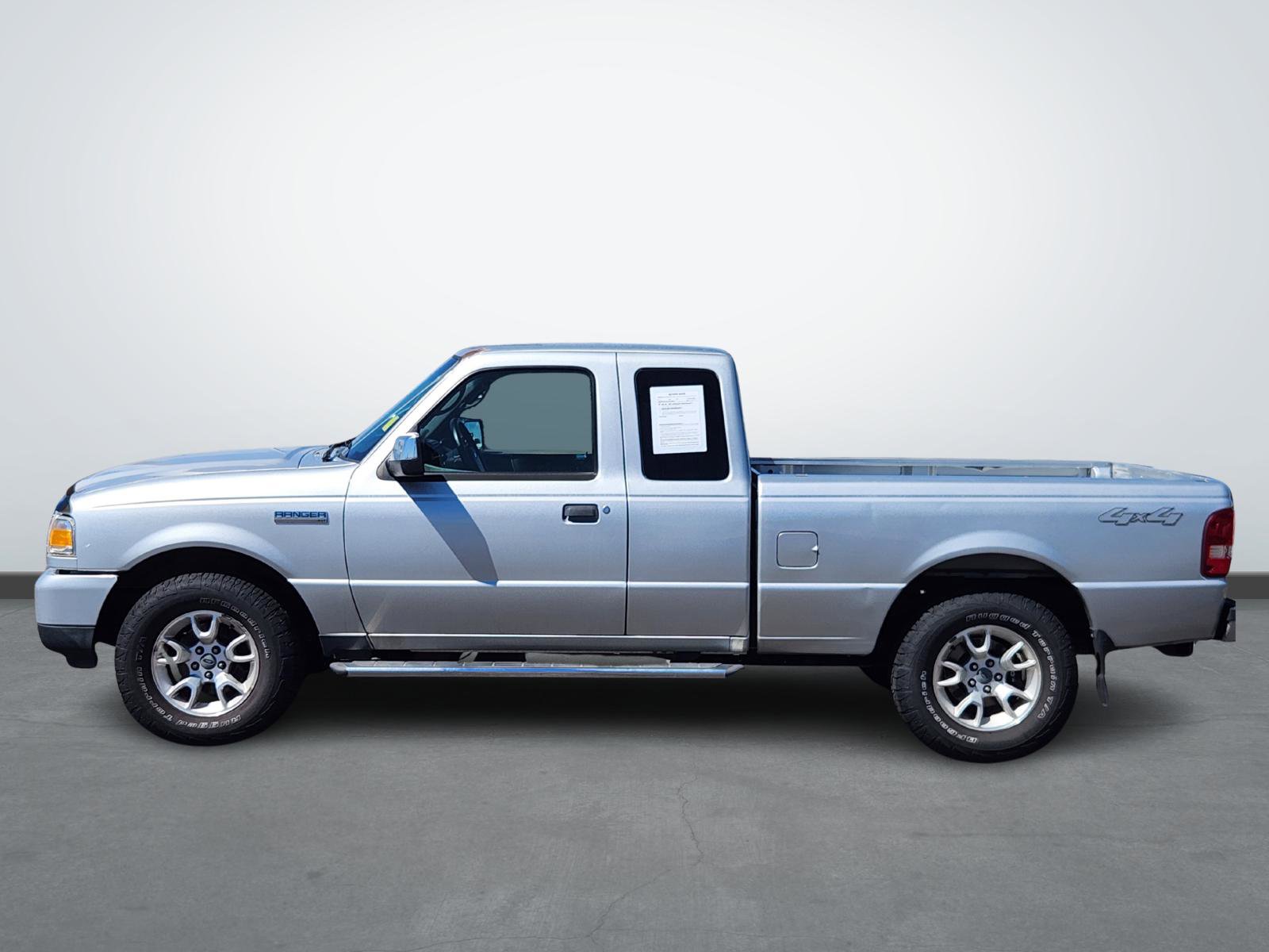 2011 Ford Ranger XLT photo 2