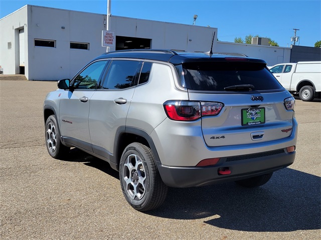 2022 Jeep Compass Trailhawk photo 4