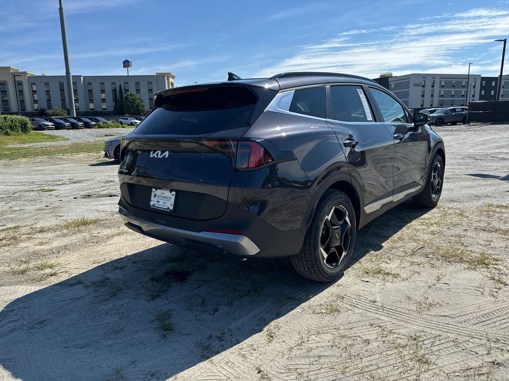 2026 Kia Sportage EX photo 3