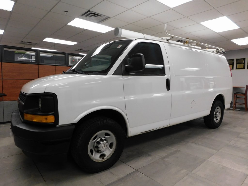 2017 Chevrolet Express Cargo Work Van's photo