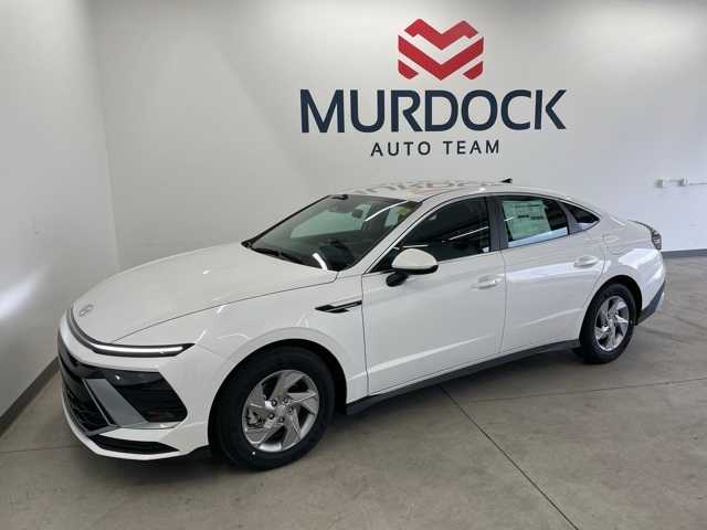 2025 Hyundai Sonata SE's photo