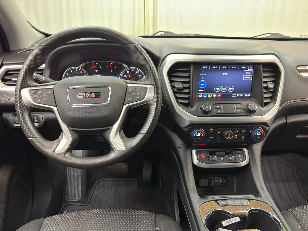 2023 Gmc Acadia SLE photo 13