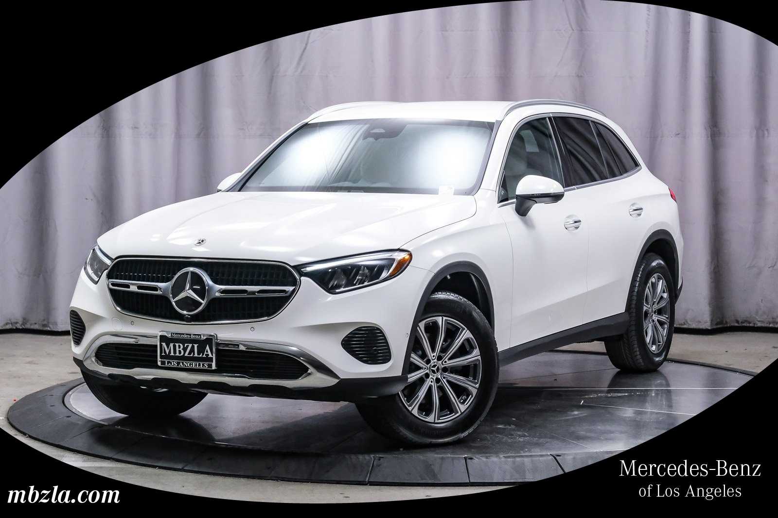 2025 Mercedes-Benz GLC Base's photo