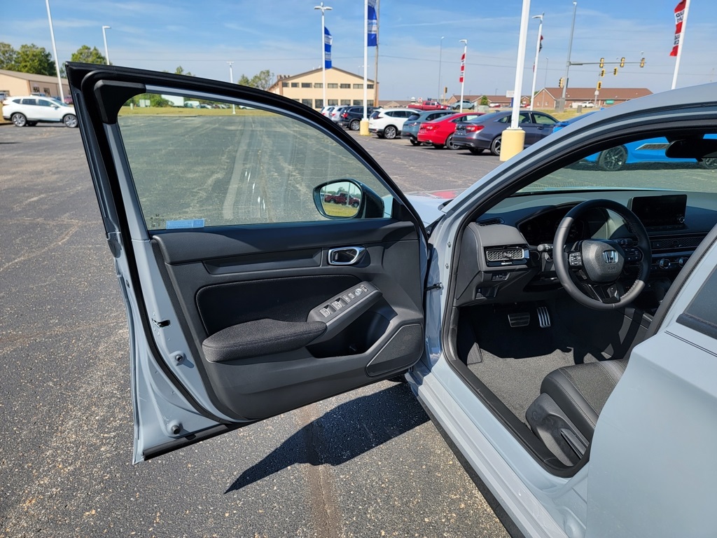 2026 Honda Civic Sport photo 17