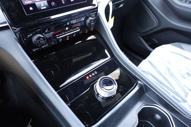 2025 Jeep Grand Cherokee Altitude X photo 16