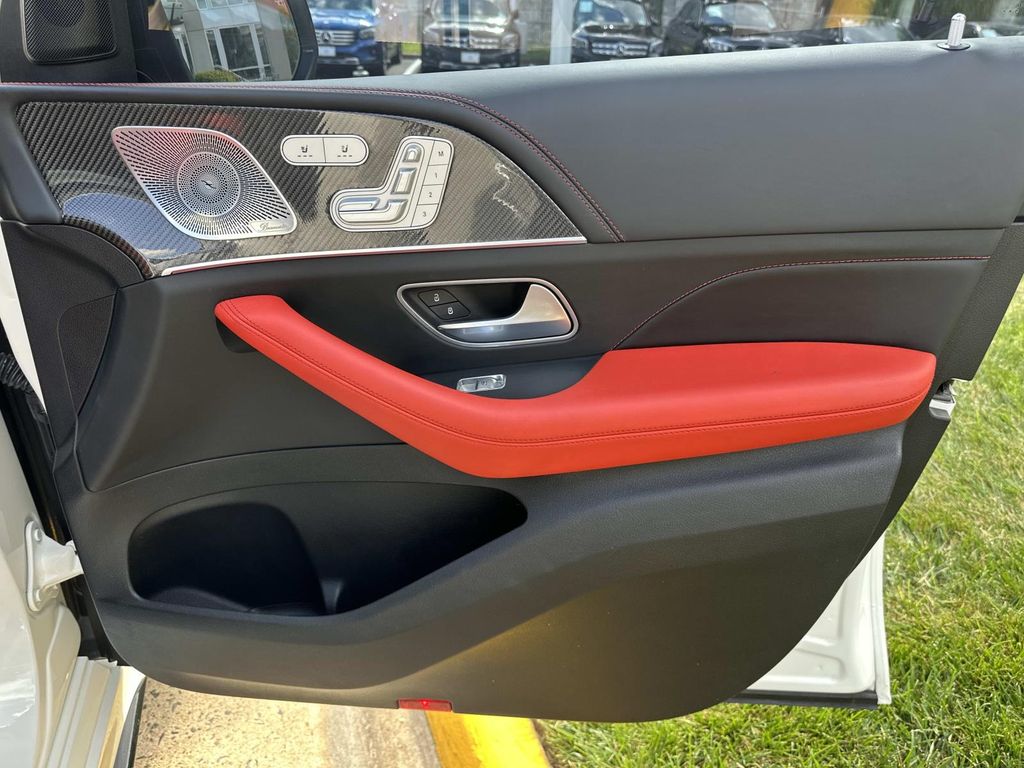 2022 Mercedes Benz GLE AMG 63 S photo 18