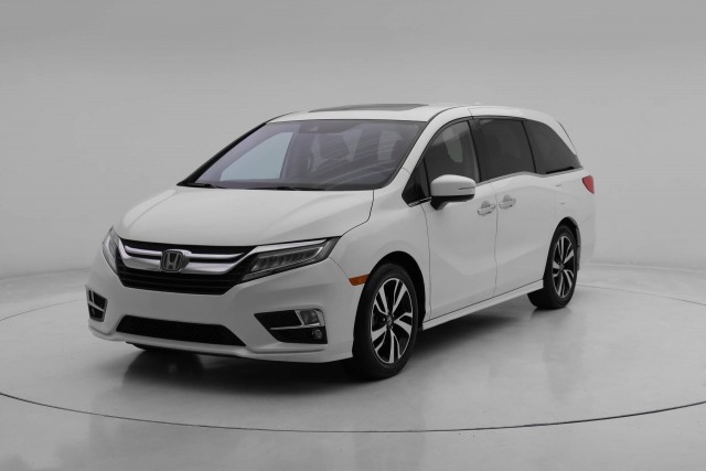 Pre-Owned 2018 Honda Odyssey Elite 4D Passenger Van in Cincinnati