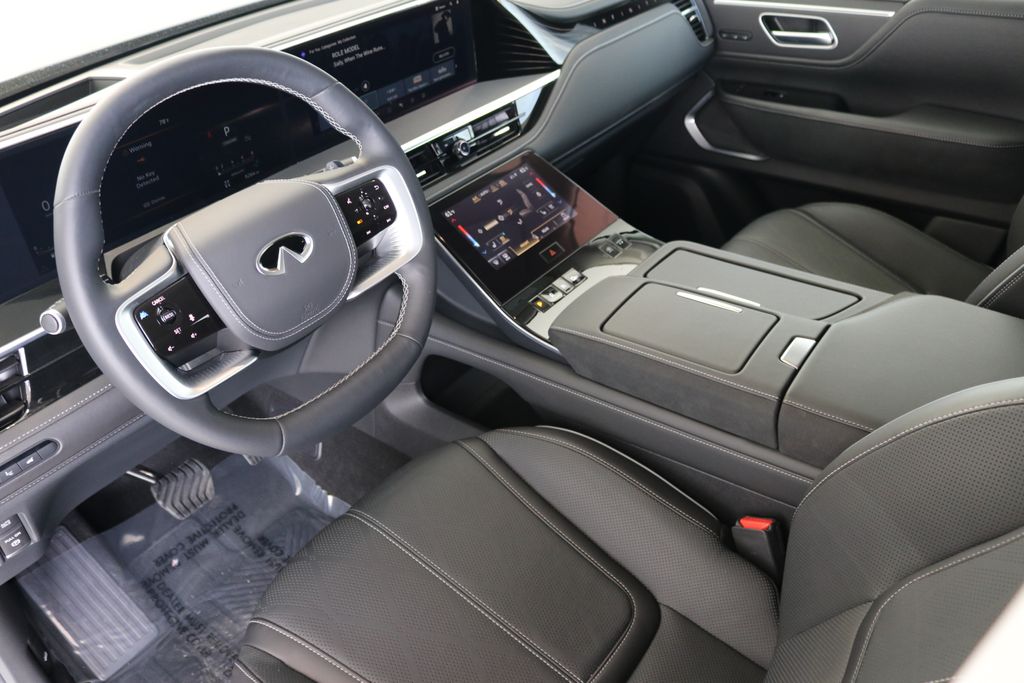2025 Infiniti QX80 Sensory photo 17