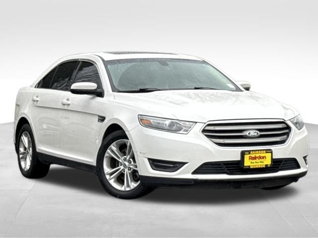 2014 Ford Taurus SEL's photo