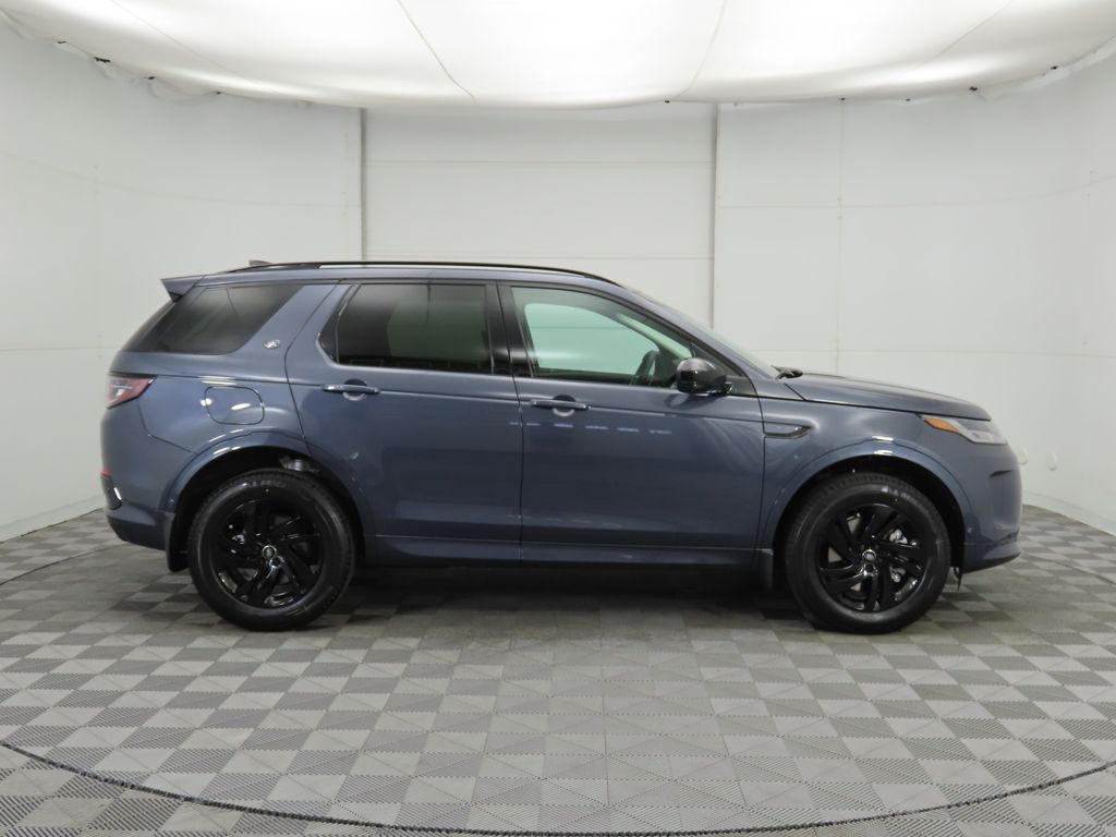 2025 Land Rover Discovery Sport S photo 3