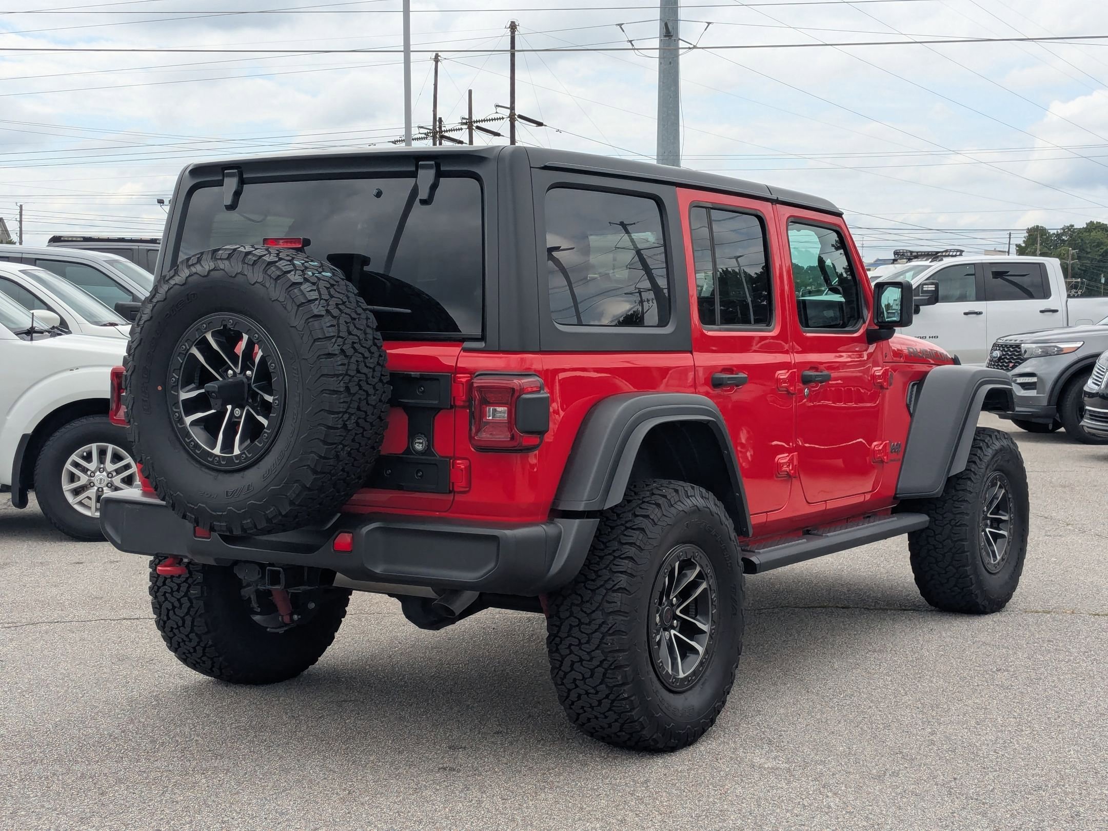 2024 Jeep Wrangler Rubicon photo 5
