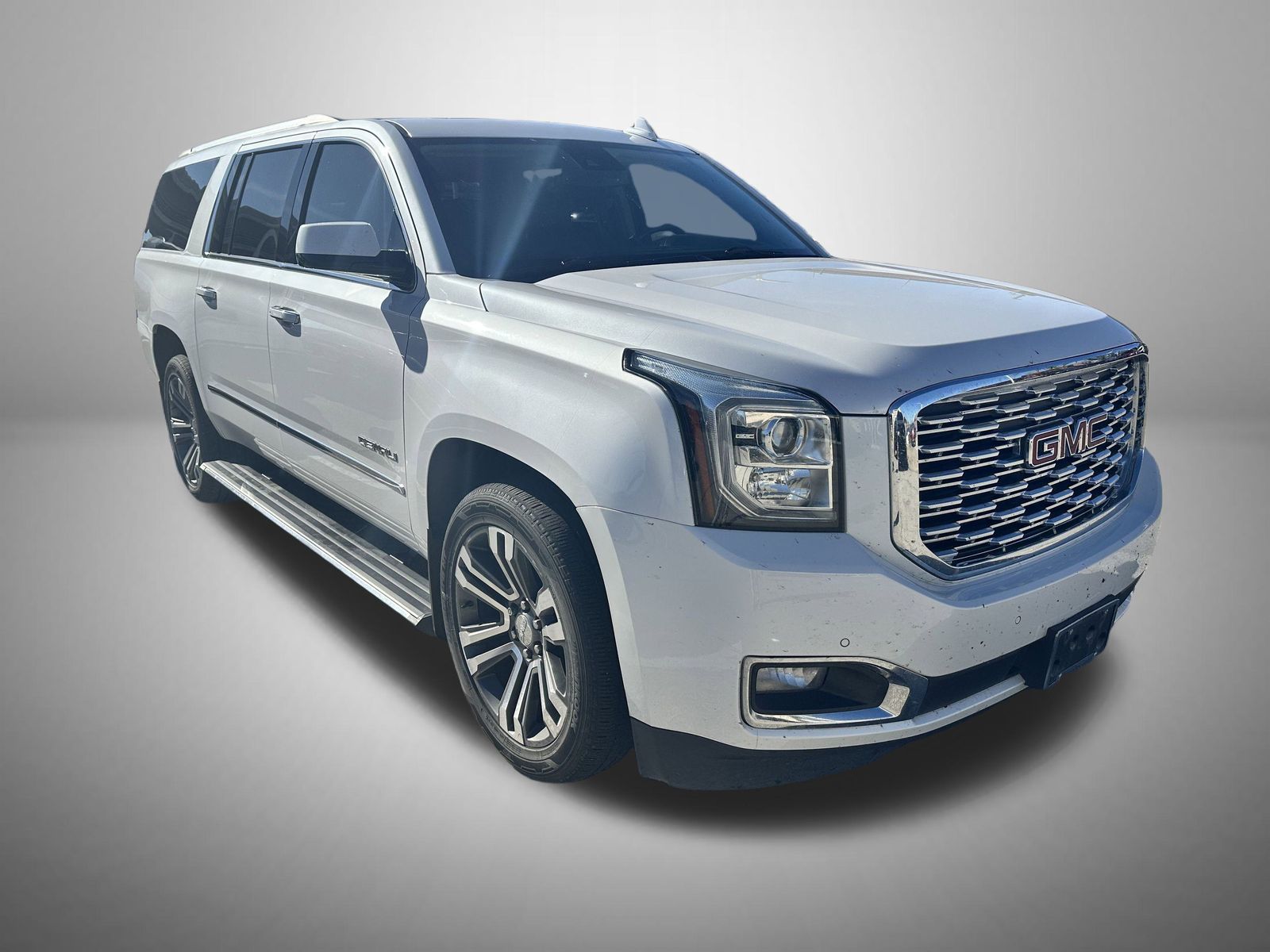 2020 Gmc Yukon XL Denali photo 2