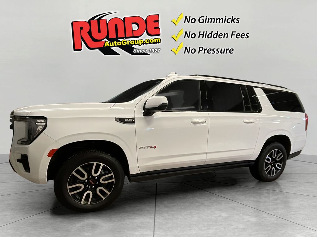 2023 GMC Yukon XL AT4's photo